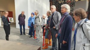 Nordart 2025 Foto: Meike Roos Ausstellungshalle Nordart mit Besuchern.